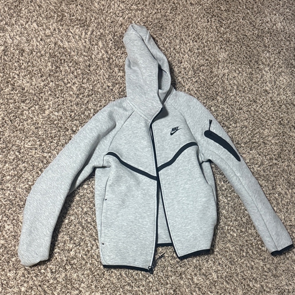 Nike Kids Light Gray Hooded Jacket